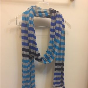 Old Navy blue and gray striped scarf